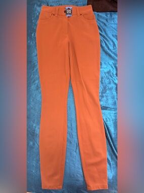 #12 NWOT Ladies lululemon AbC style paints in burnt orange slim fit